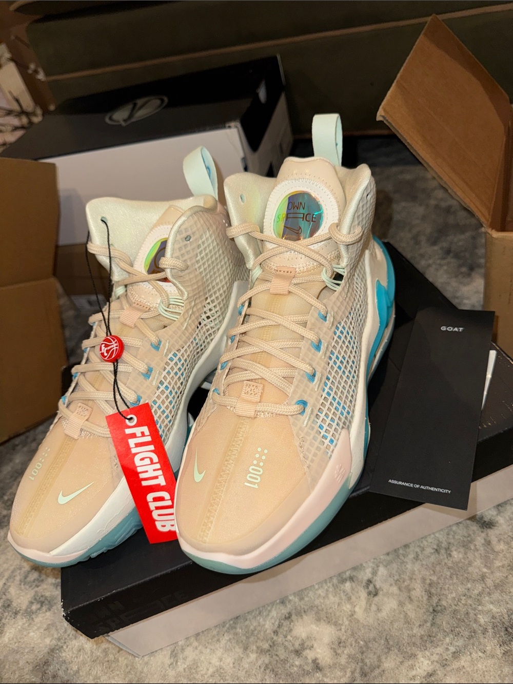 Nike Air Zoom G.T. Jump EP Basketball Shoes Unisex (Women’s 8.5/Men’s 7)